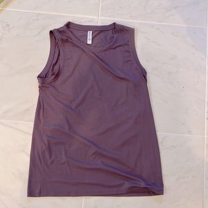 Athleta women’s tank. Never worn.